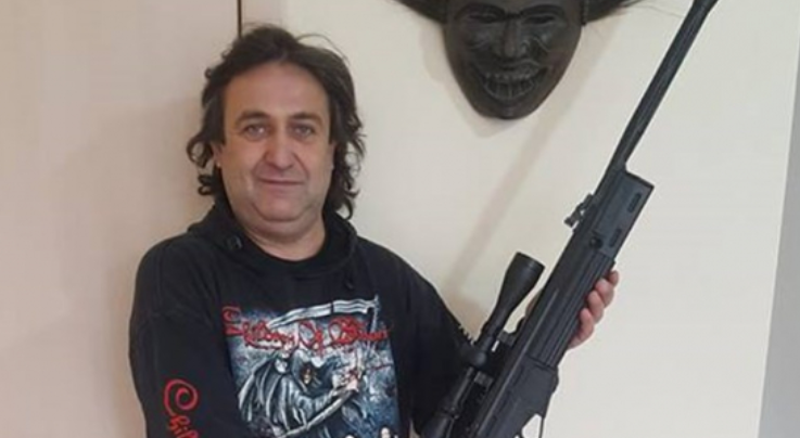 Тодор, който заплашваше, че ще убие премиера пострада тежко при пожар, животът му е в опасност