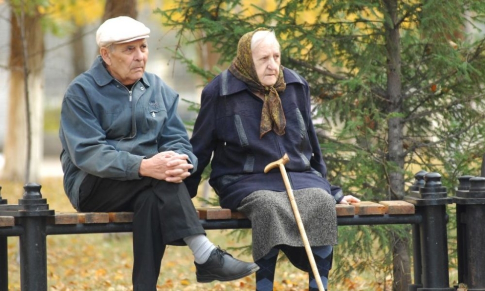В Гърция дават 800 евро бонус на пенсионерите, у нас – 40 лв. на някои