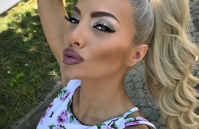 Бременната Златка Райкова изуми с вида си – станала е кожа и кости, има и нови корекции (Снимки)