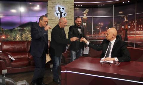 Къде отиват хората на Слави след края на шоуто?