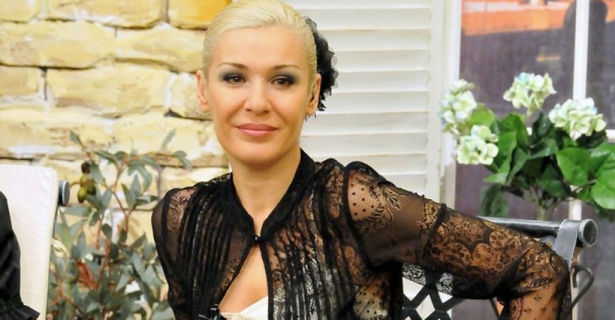 Гала се показа с майка си: Приликата между двете е огромна