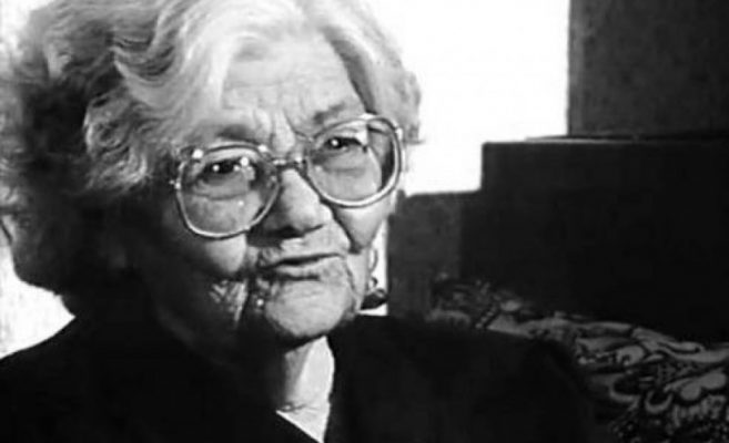 Слава Севрюкова: Иде гибелна война! Българите да се приберат в родината до 2025 г.