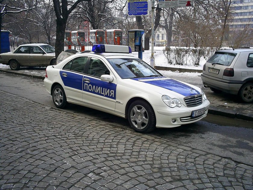 Мутри се стреляха в „Орландовци“