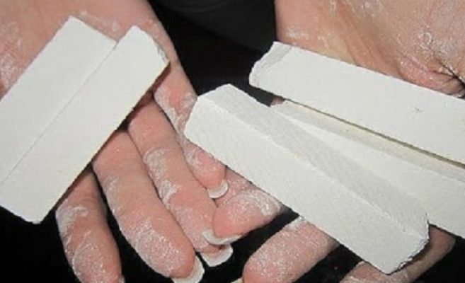 Ето защо винаги държа тебешир в гардероба! Чудно средство, казвам го на всички!