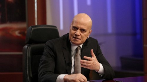 Слави Трифонов загубил над 2 милиона заради коронавируса