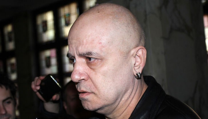 Здравето на Слави Трифонов рязко се влоши! Единият му крак е по-къс от другия?