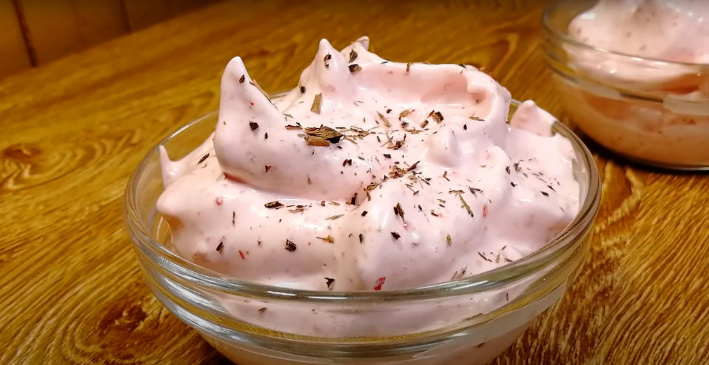 Леден ягодов крем от 3 продукта – лек, ефирен и безумно вкусен! Ще забравите за сладоледа: