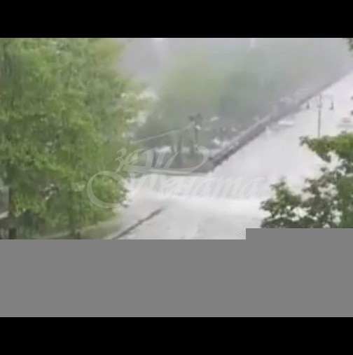 Градушка като орех удари два български града!