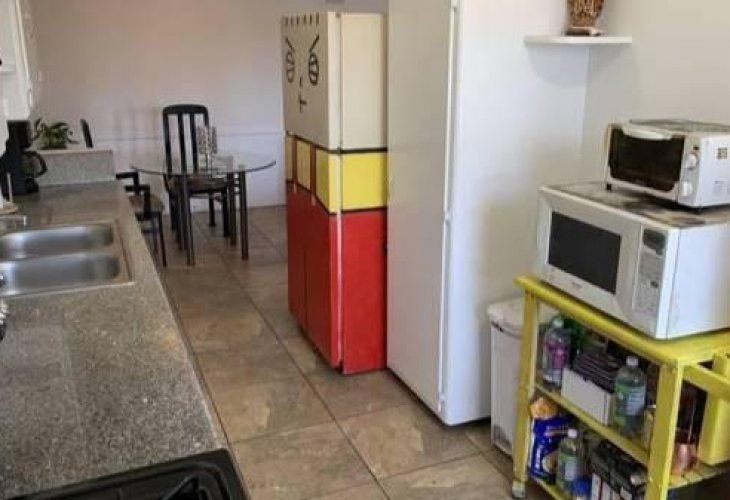 Младеж отиде на оглед, но си нямаше и на представа какво се крие в кухнята СНИМКИ