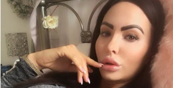 Жена даде куп пари за щръкнало дупе, а изглежда нелепо СНИМКИ 18+