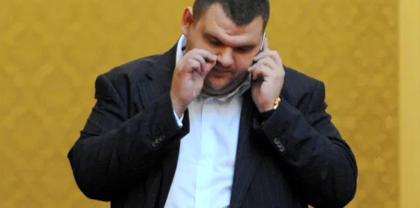 Осман Октай призна скандално: Гръмнаха Илия Павлов и сложиха Пеевски на неговото място!