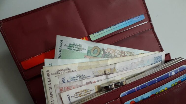 Само като видите разликата в заплатите между София и останалите градове и ще разберете „новите софиянци“