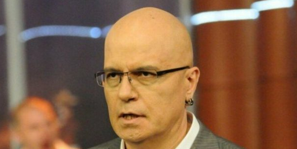 От партията на Слави Трифонов: След изборите ще ги изриваме тия