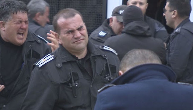 Полицаите излизат на протест!? Малки им били заплатите! Ще ги подкрепите ли?