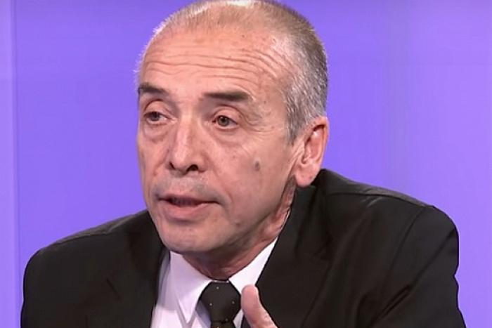 Доц. Атанас Мангъров пипна коронавирус?