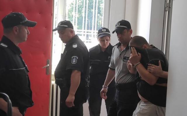 Бащата, убил детето си: Пуснах го от моста, бях в безизходица