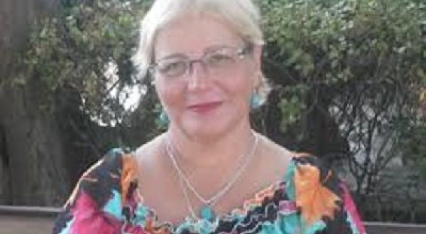 Ясновидката Анастасия съветва: Всеки понеделник мийте вратата на дома си срещу магии!