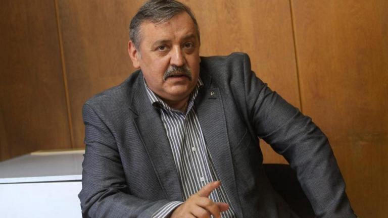 Проф.Кантарджиев: 70 % от хората трябва да се ваксинират!