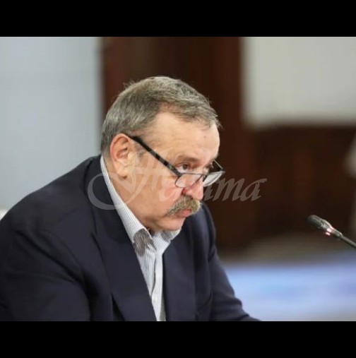 Проф. Кантарджиев-Това е единствената мярка, която може да отпадне до 31 януари!