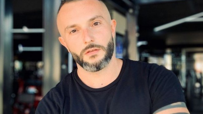 Виновен, че е с БГ паспорт: Северна Македония ‘уволнява’ от Евровизия певеца си заради българско гражданство