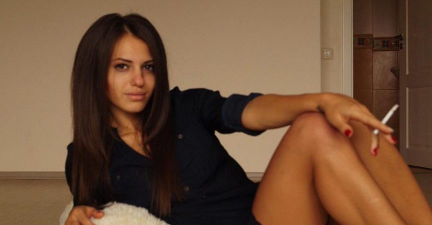 Палави български студентки изкарват по 400 лева на ден! (18+ СНИМКИ)