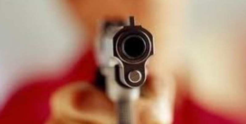 Мъж заплаши пловдивчанка с пистолет до плажа в Слънчев бряг
