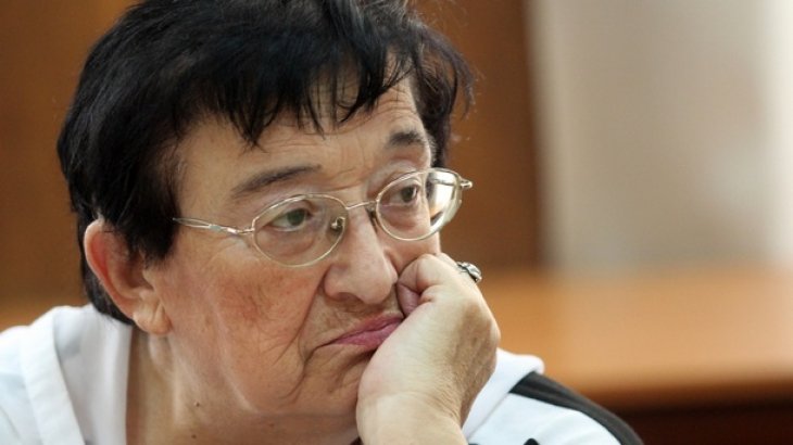 Мика Зайкова прогнозира какво ще се случи с предложения от Слави кабинет в НС