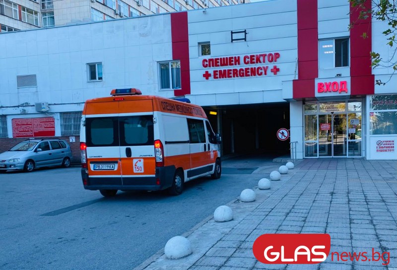 Коли се сблъскаха тежко на Подбалканския път. Трима души са ранени