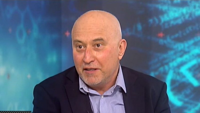 Проф. Огнян Кунчев: Нов локдаун около 15 октомври и до 10 000 новозаразени на ден