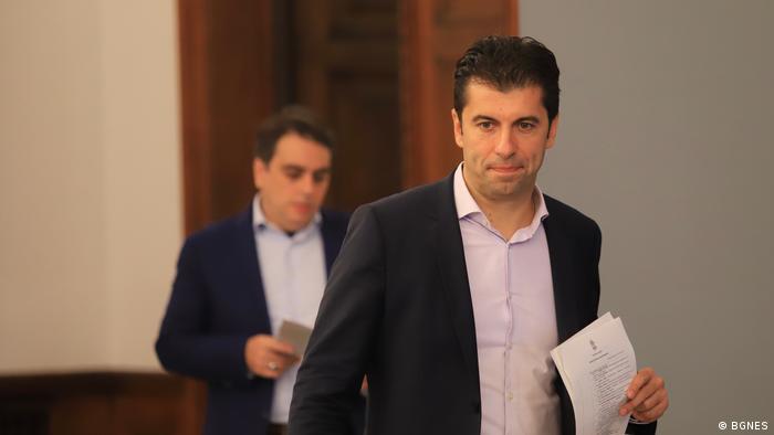 Асен Василев: Започваме масови съкращения в държавата и вкарваме ред