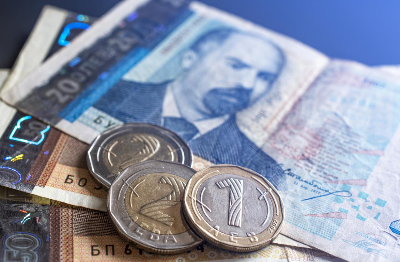 Изненада в последния момент? Настояват за Великденски добавки за най-бедните пенсионери в размер на 75 лева