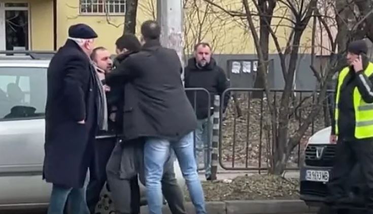 Шишко по анцуг души за поставена скоба