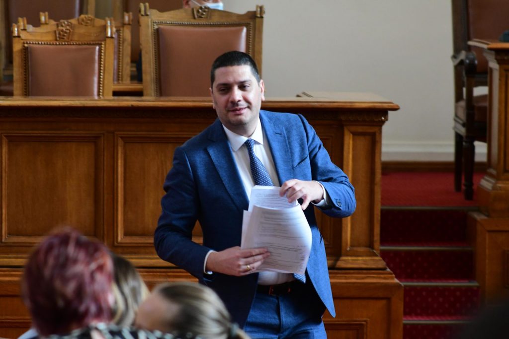Гаджев: За пореден път „Продължаваме Промяната“ се държат като „Продължаваме Подмяната“! Когато ГЕРБ поеме ангажимент го спазва