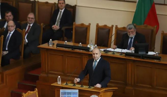 Бивш председател на НС шокира с прогноза! Ето за колко точно дни ще просъществува този парламент