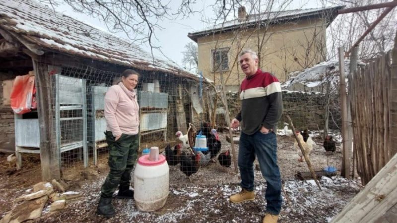 Живот на село: Вместо кола в Лондон, Майкъл си купи къща в търновско село