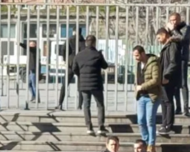 В Турция е страшно! Стрелба в Истанбул, има загинали, хвърчат линейки и полиция