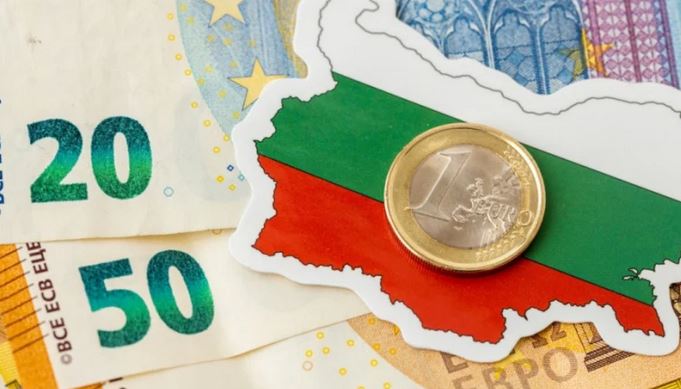 Politico гърми: Червен картон за България и еврозоната, пръст има Русия