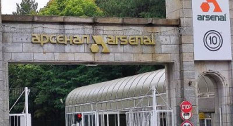 Това е най-големият работодател в България с персонал от 10 хил. души, а заплатата е над 2200 лева