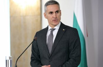 ПП-ДБ ЗАЛАГА ВСИЧКО НА АНДРЕЙ ГЮРОВ! ЩЕ УСПЕЕ ЛИ ТАЗИ НОМИНАЦИЯ?