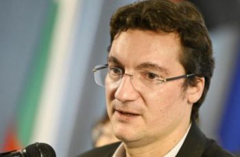 БСП застава зад Крум Зарков: Партията търси нов път след изборния срив