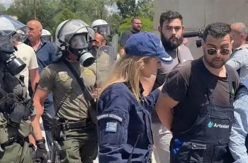 Хаос на Кулата: Фермери пробиха полицейски кордон, има обгазени и сблъсъци